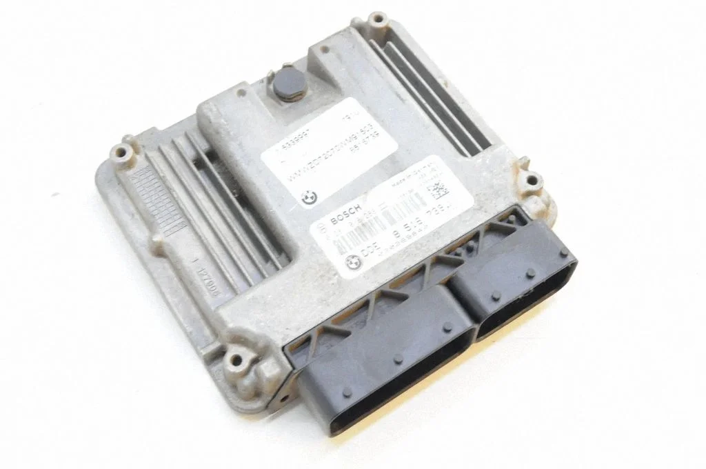 Dzinēja vadības bloks 0281018288