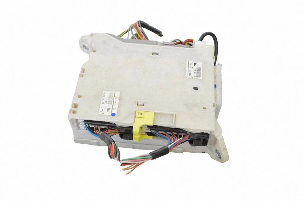 Central body control module 827300B61