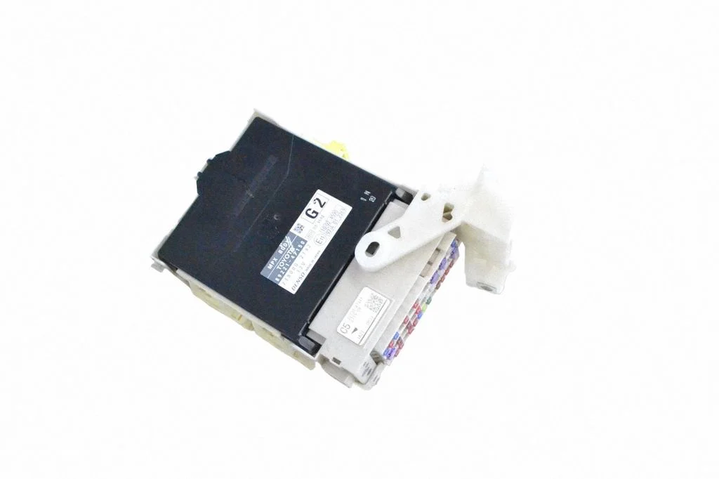 Central body control module – Toyota Prius (XW30) (2009-2015)