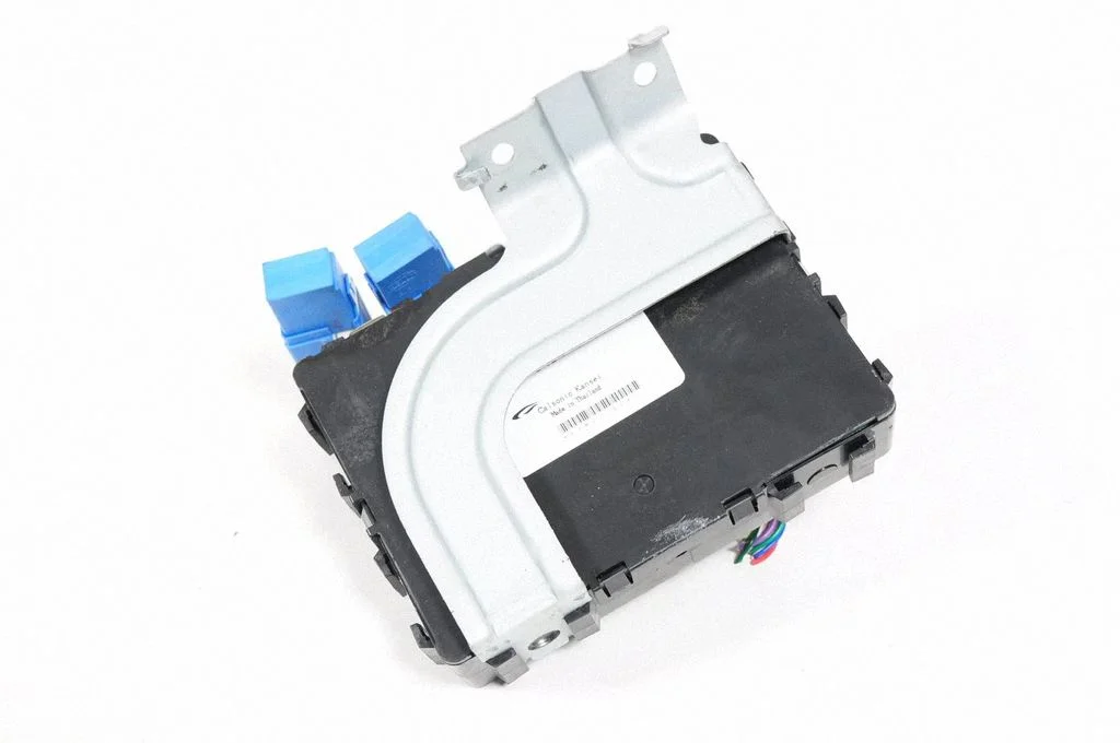 Kere juhtmoodul 284B13VU0A – Nissan Note (E11) (2006-2014)