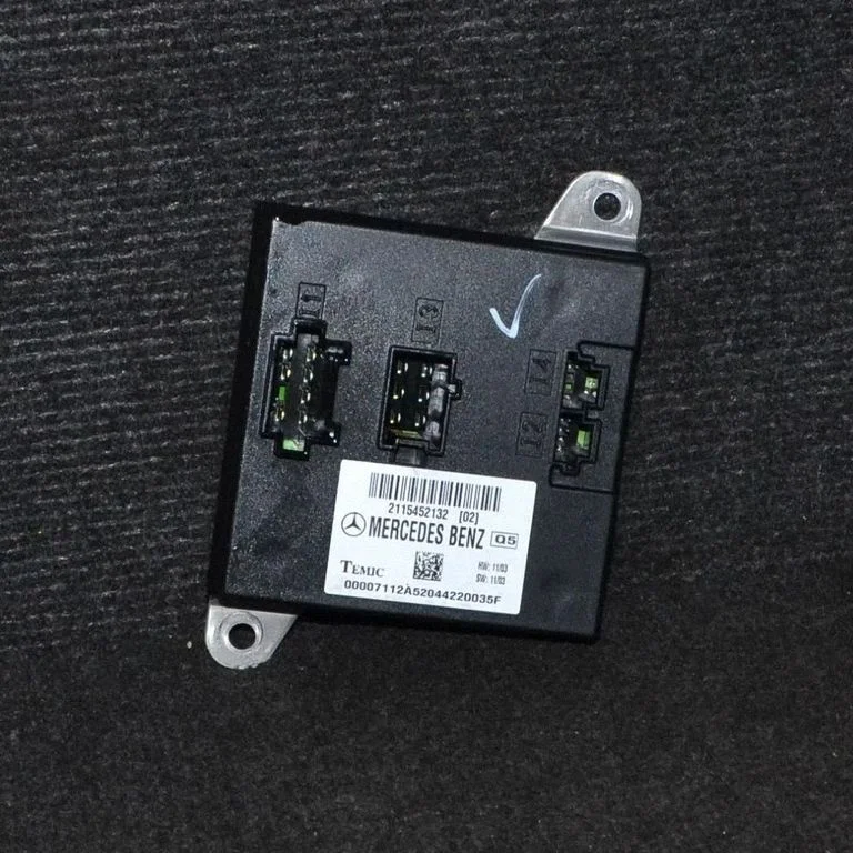 Central body control module – Mercedes-Benz E-Class W211 (2002-2009)