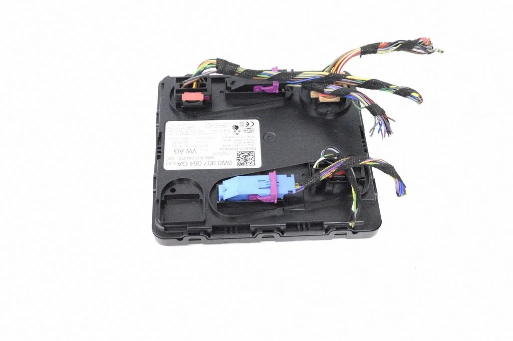 Central body control module 8W0907064GA