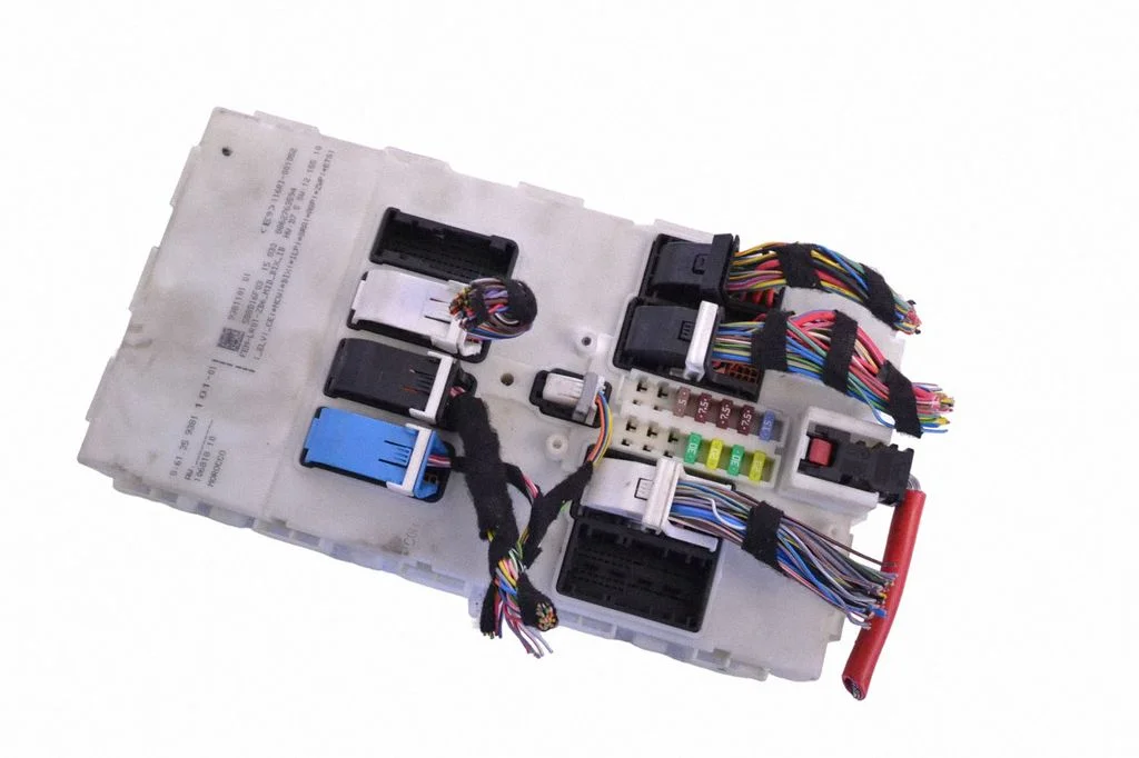 Central body control module 9381101