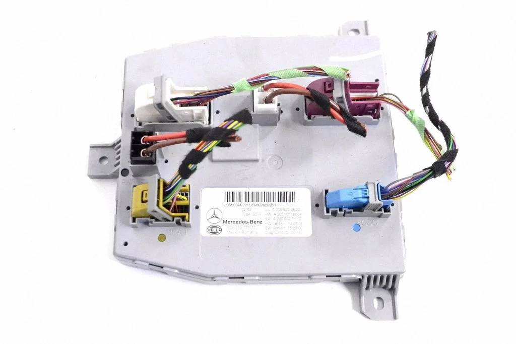 Kere juhtmoodul – Mercedes-Benz C-klass W205 (2014-2021)