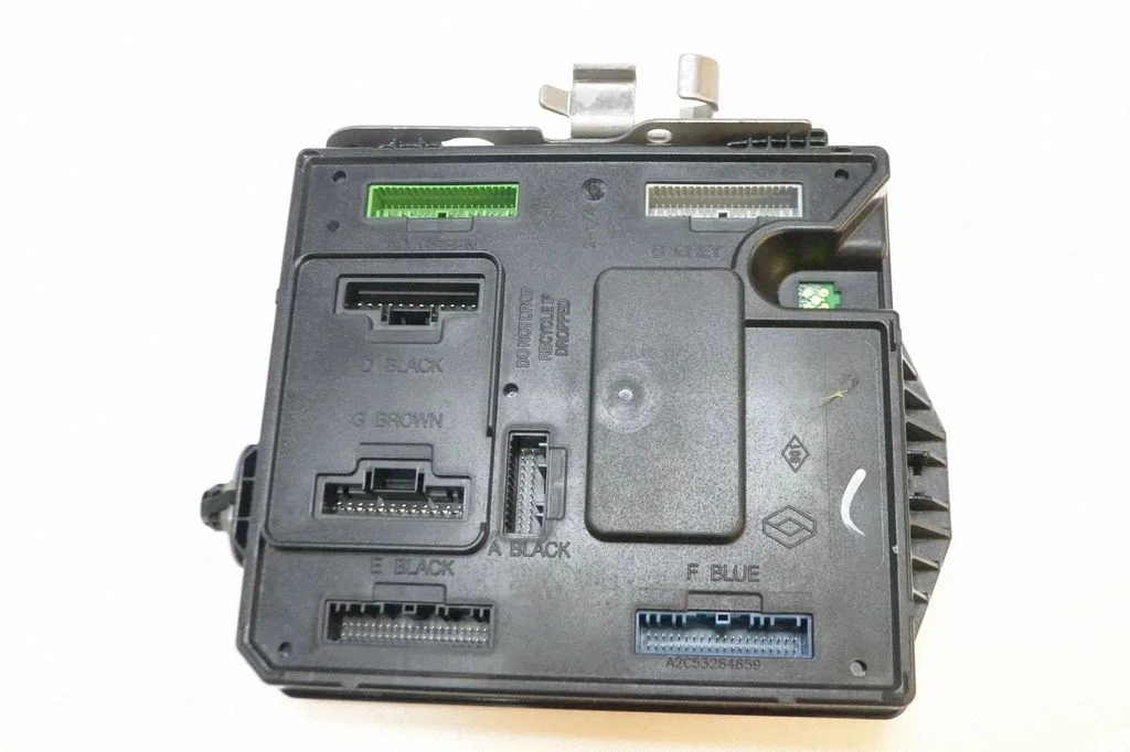 Central body control module – Renault Scenic III - Grand scenic III (2009-2016)