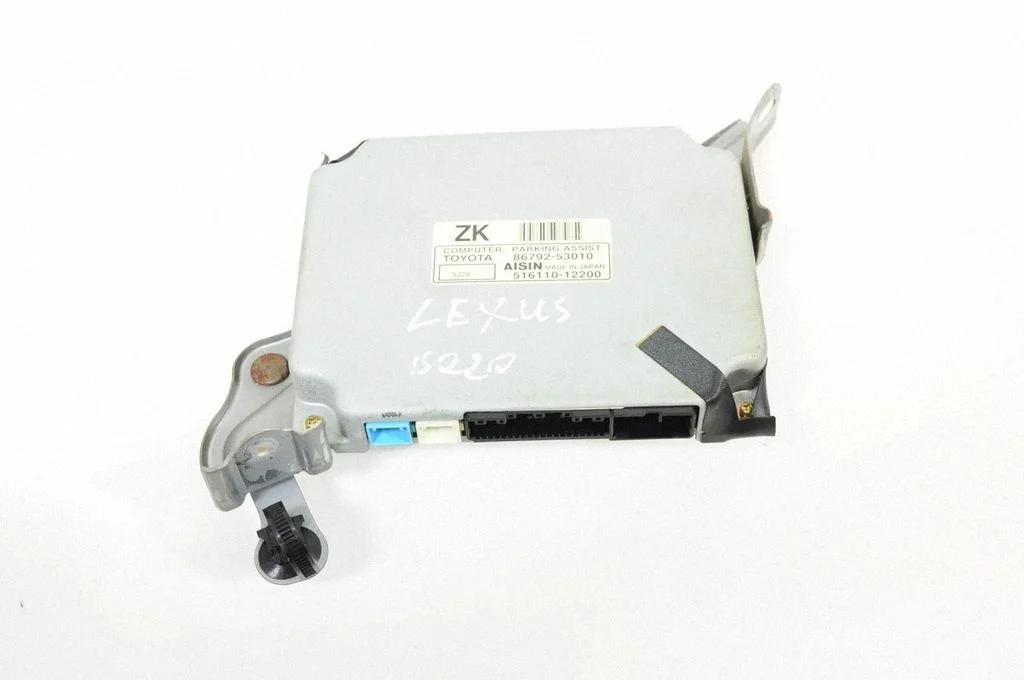 Parking PDC control unit/module – Lexus IS 200-300 (1999-2005)