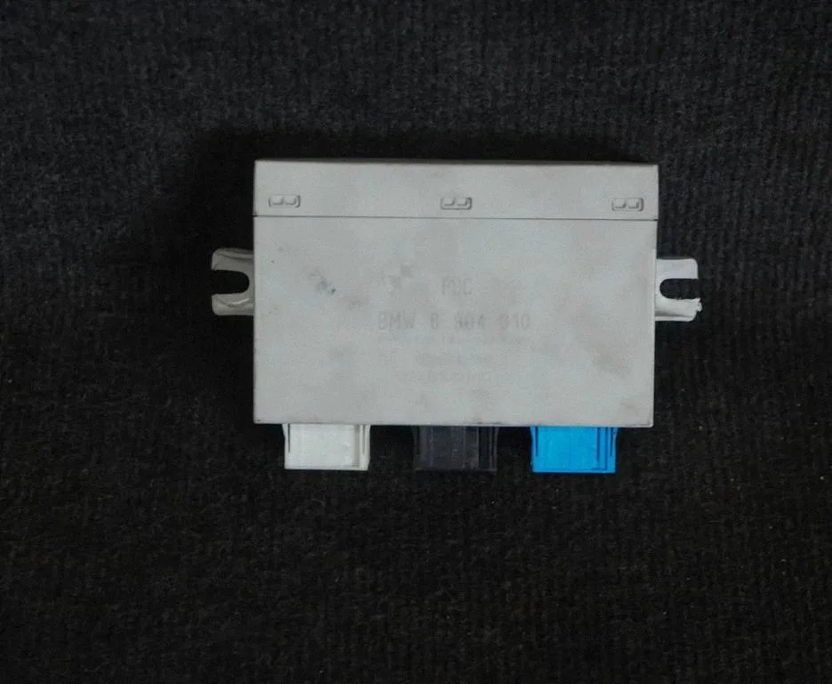Parkimisandurite (PDC) juhtplokk – BMW 5-seeria E39 (1996-2003)