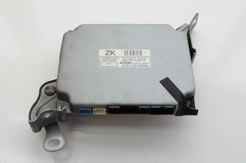 Parking PDC control unit/module – Lexus IS 220D-250-350 (2006-2013)