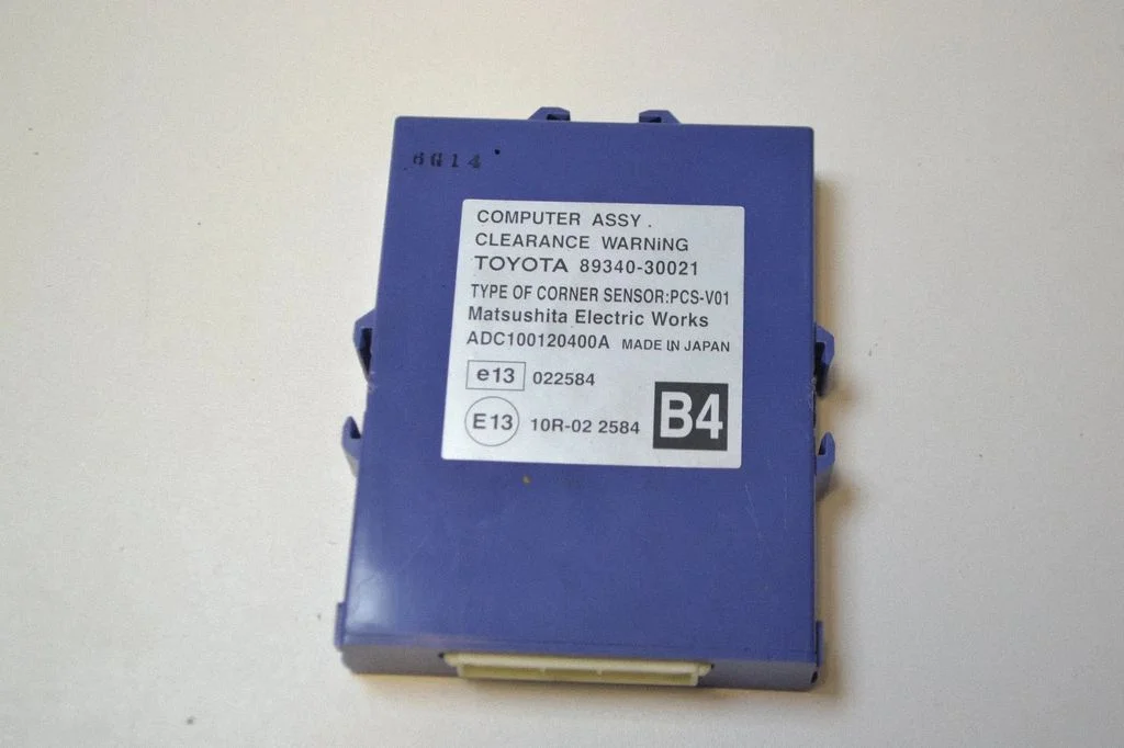Parkimisandurite (PDC) juhtplokk – Lexus GS 300 350 430 450H (2005-2012)