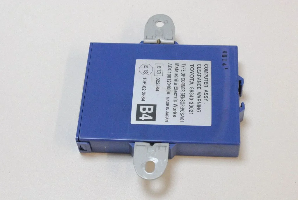 Parkimisandurite (PDC) juhtplokk – Lexus GS 300 350 430 450H (2005-2012)