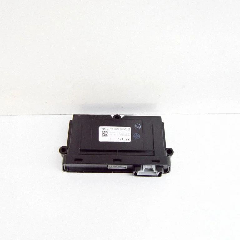 Aizmugurējo bremžu (EMF) vadības bloks – Tesla Model S (2012-)