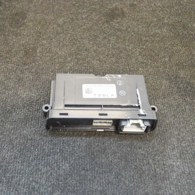 Rear brake EMF control unit/module – Tesla Model S (2012-)
