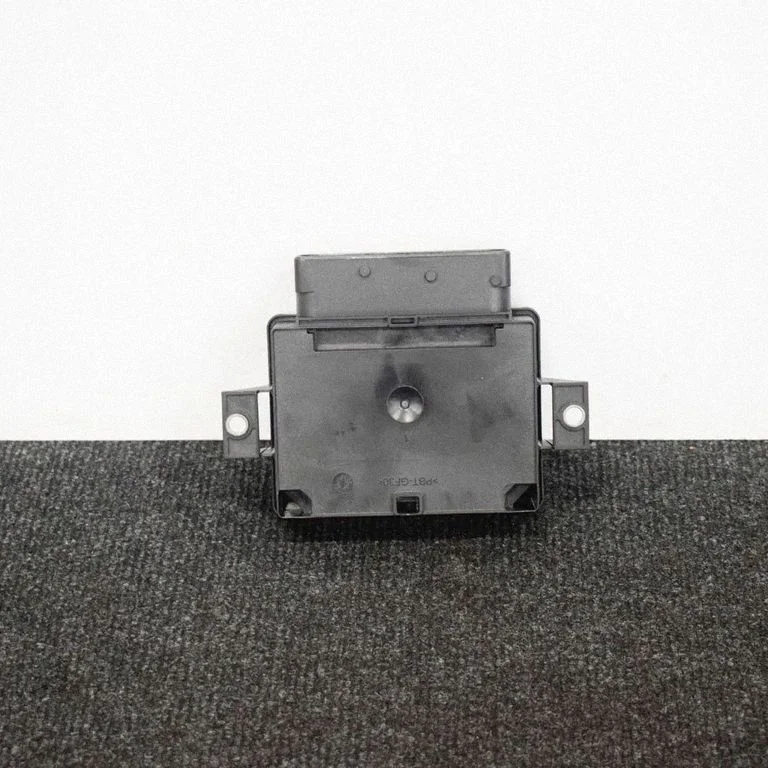 Rear brake EMF control unit/module – Mercedes-Benz SLK-Class R172 (2011-2017)