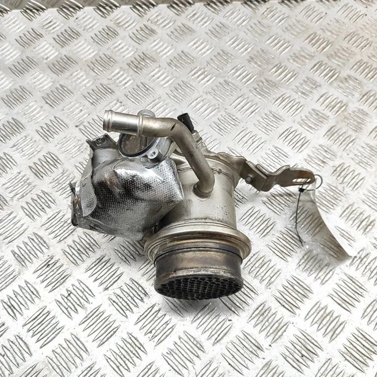 EGR valve cooler 05L131512D