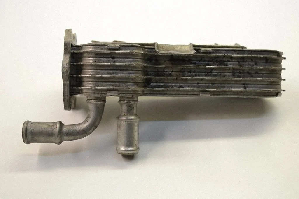 EGR dzesētājs 038131513AD