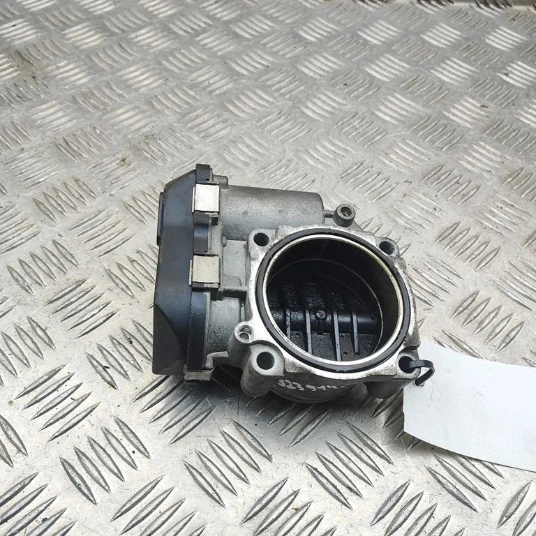 Droseļvārsts – BMW 1. sērija E82 E88 (2007-2014)