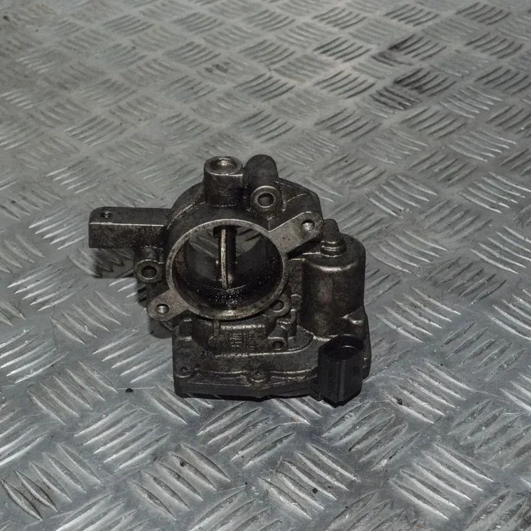 Throttle valve – Opel Corsa D (2006-2014)