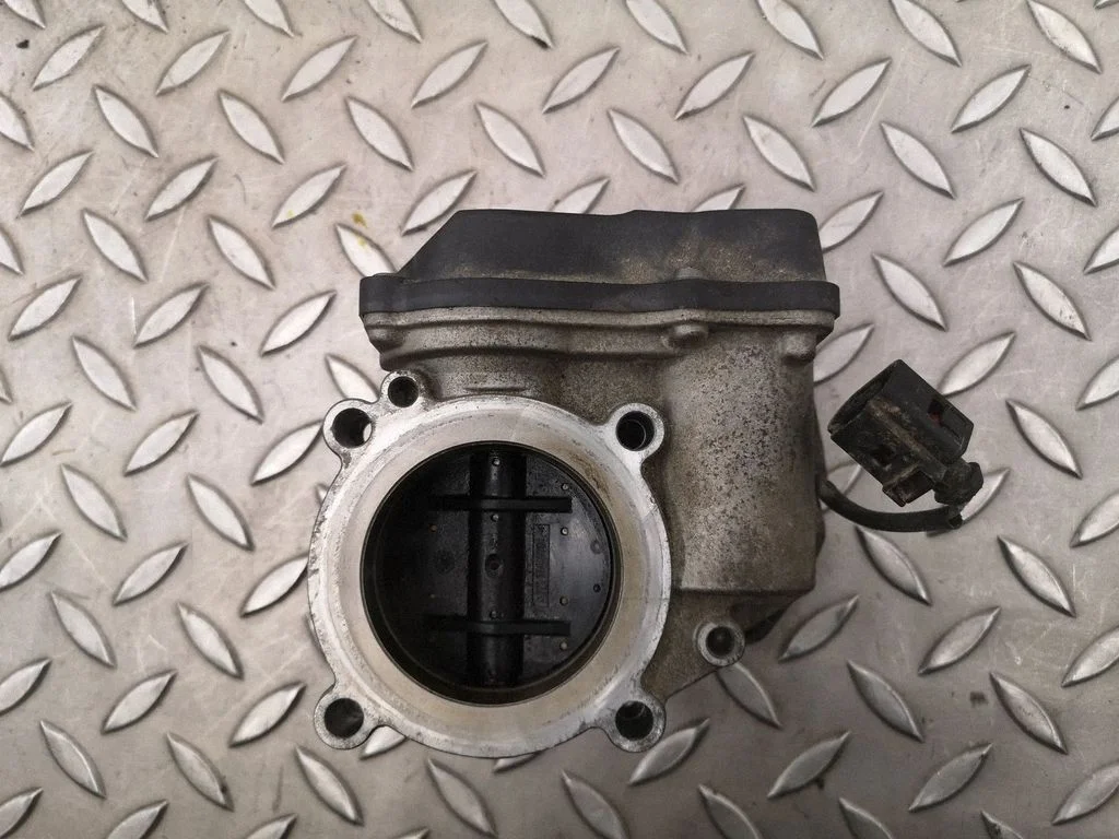 Throttle valve – Audi A4 S4 B7 8E 8H (2005-2008)
