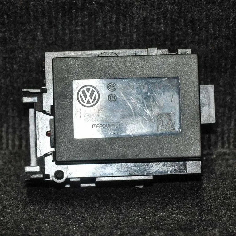 Ignition lock – Volkswagen Passat CC (2008-2016)