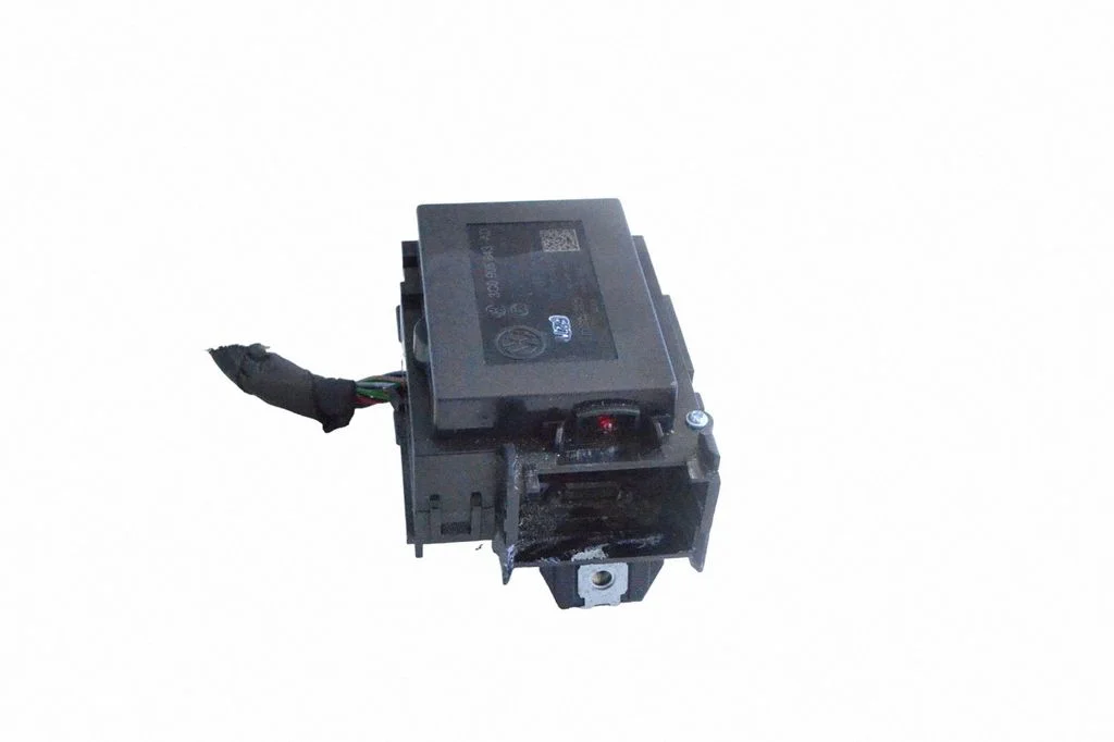 Aizdedzes slēdzene 3C0905843AD