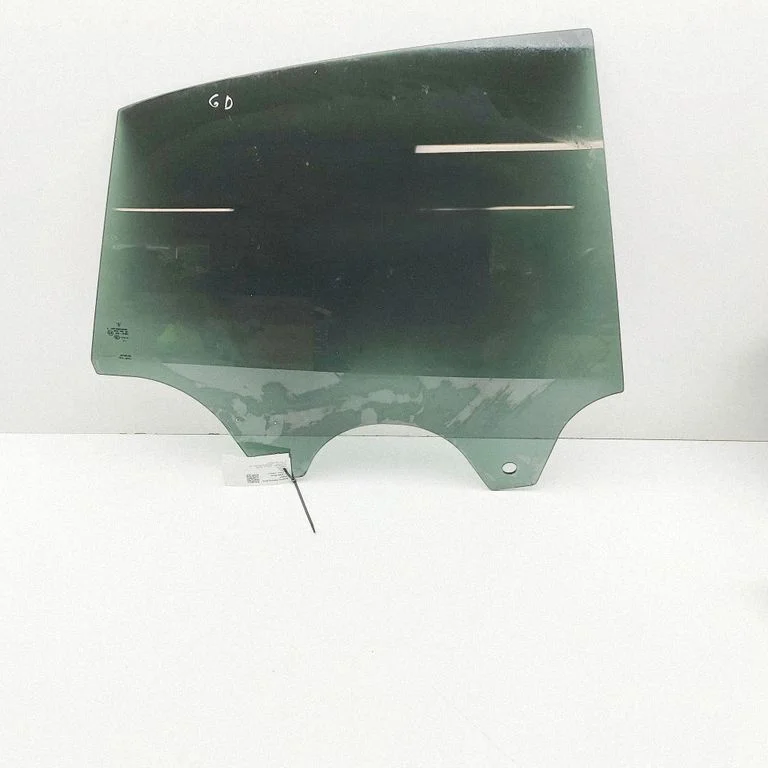Rear door window glass 95C845026A