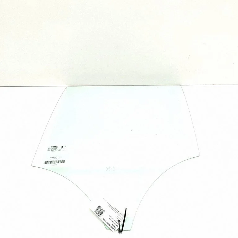 Rear door window glass 32368780