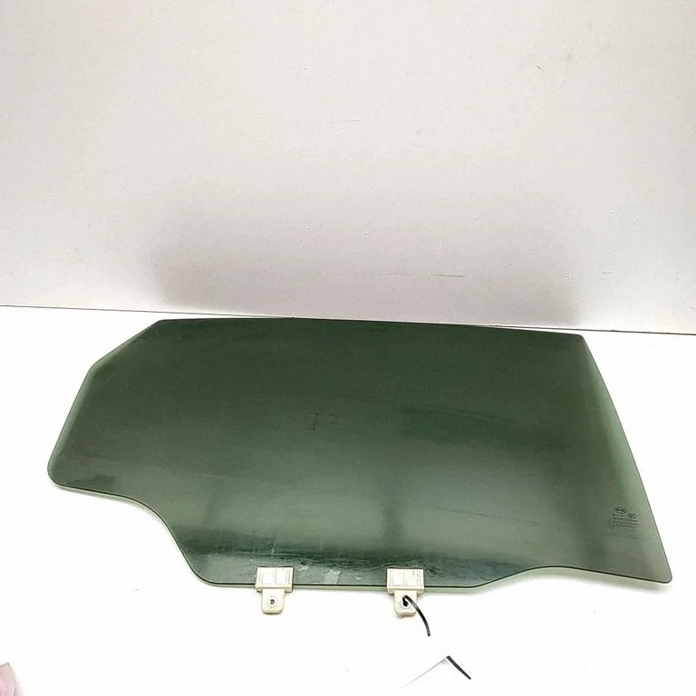 Galvenais aizmugurējo durvju stikls EKEA6203109A