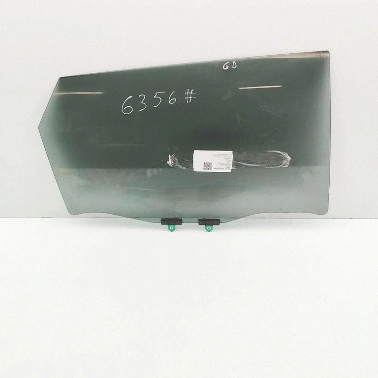 Rear door window glass 6810342280