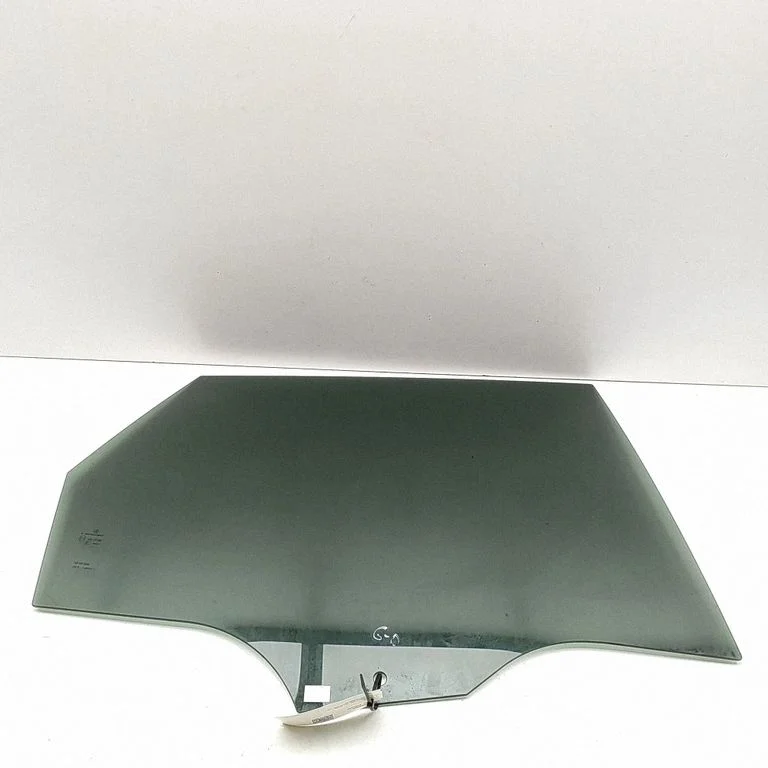 Galvenais aizmugurējo durvju stikls 14B845026A