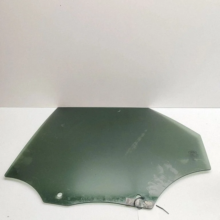 Rear door window glass HY3225713BA