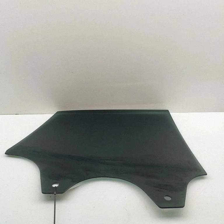 Rear door window glass 95C845025A