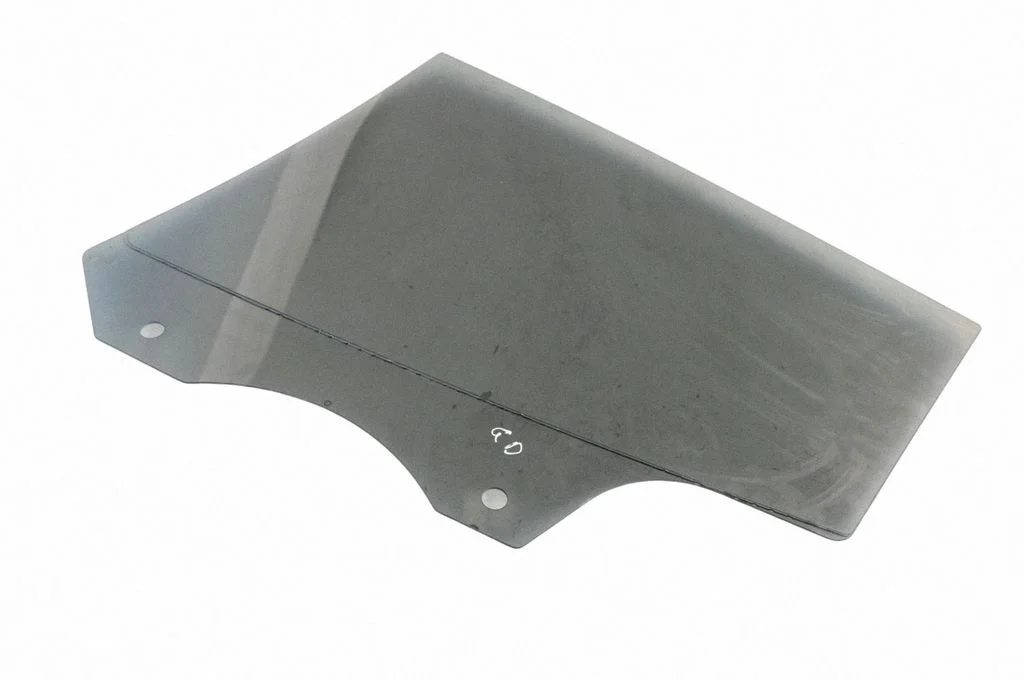 Rear door window glass 43R011876
