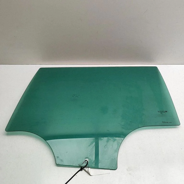 Tagaukse põhiklaas 5L0845205B