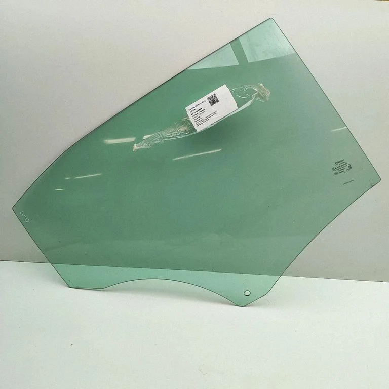Rear door window glass 31688229