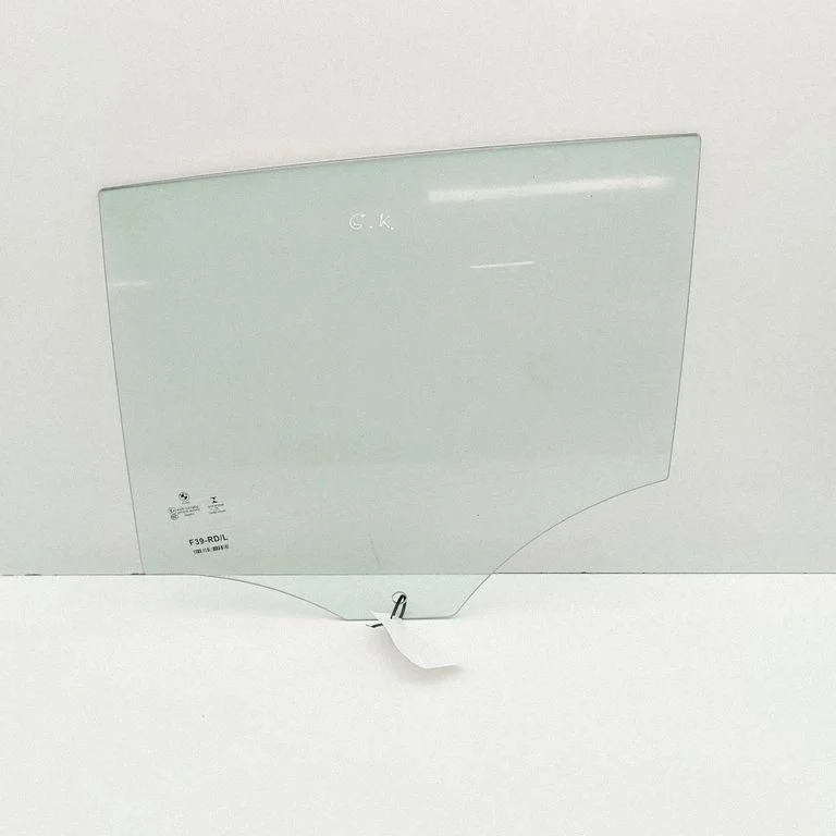 Rear door window glass 7420417