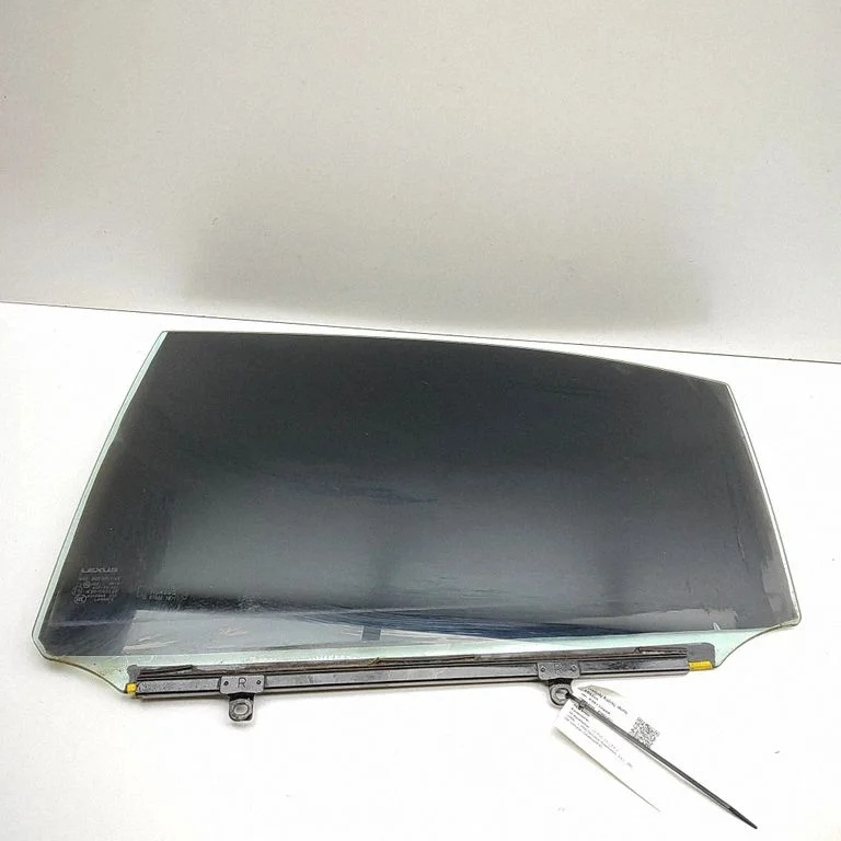 Rear door window glass 6810450240 – Lexus LS UCF30 (2001-2007)
