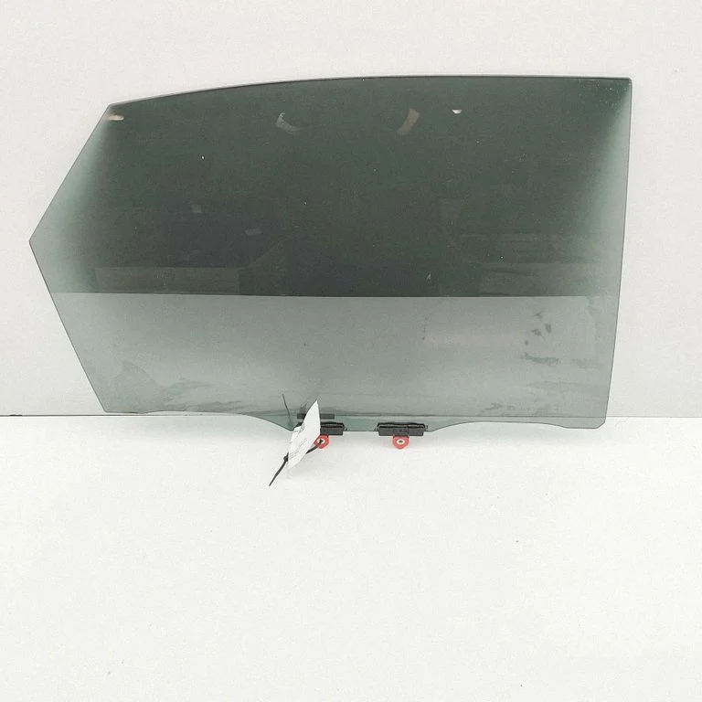 Rear door window glass 6810378050