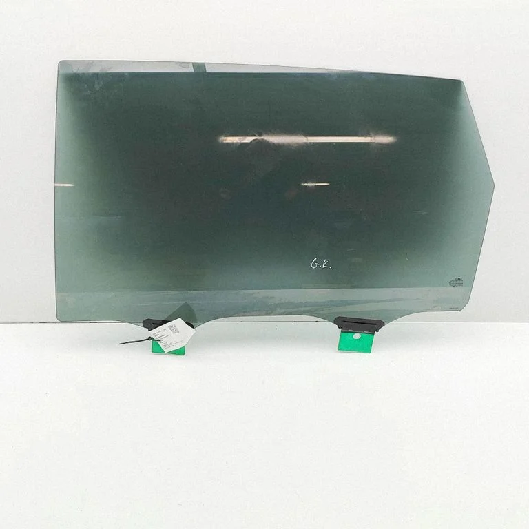 Rear door window glass 4M0845025B