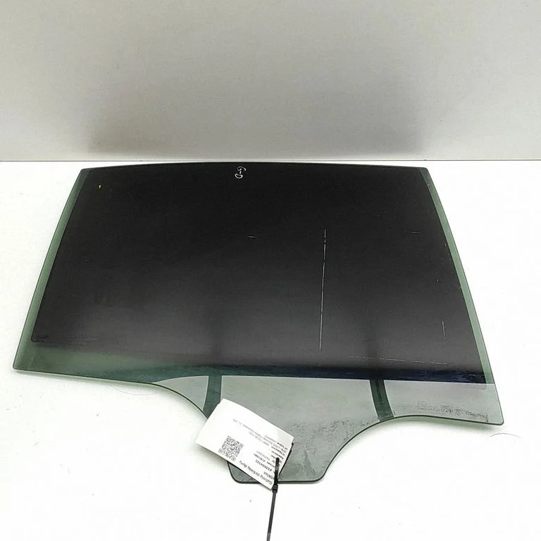 Rear door window glass 7497106