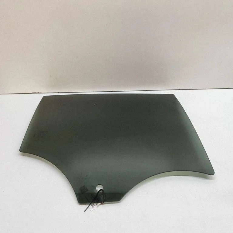 Rear door window glass J9D325713BA