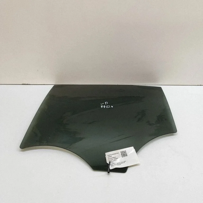 Rear door window glass J9D325712BA