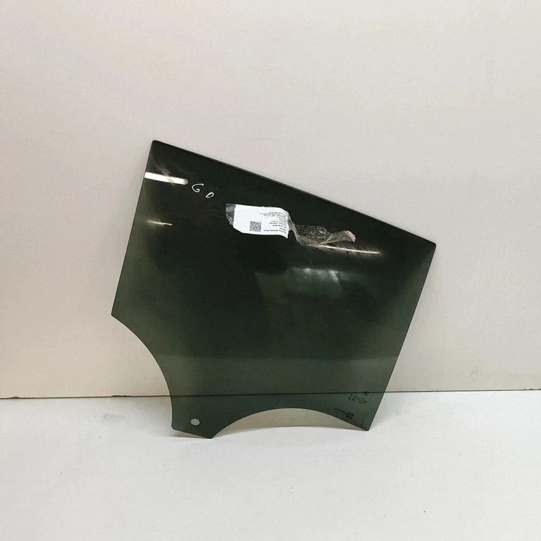 Rear door window glass 43R011004