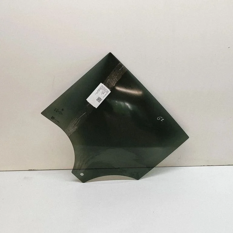 Rear door window glass 43R011004
