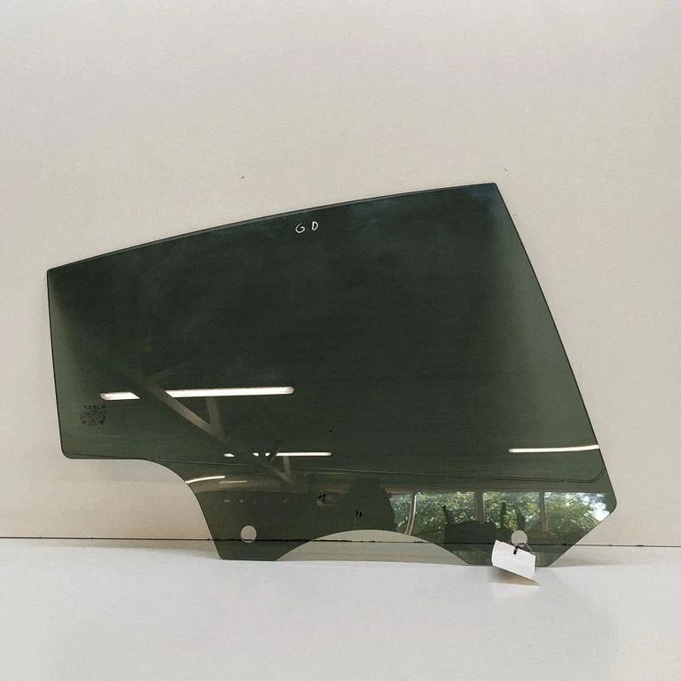 Rear door window glass 149551100B