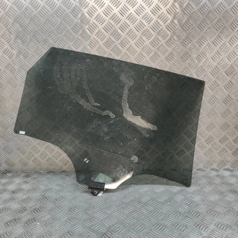 Tagaukse põhiklaas 83410G5030