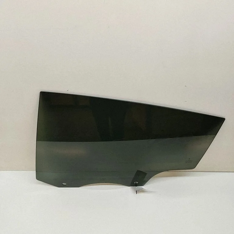 Rear door window glass 166650900C
