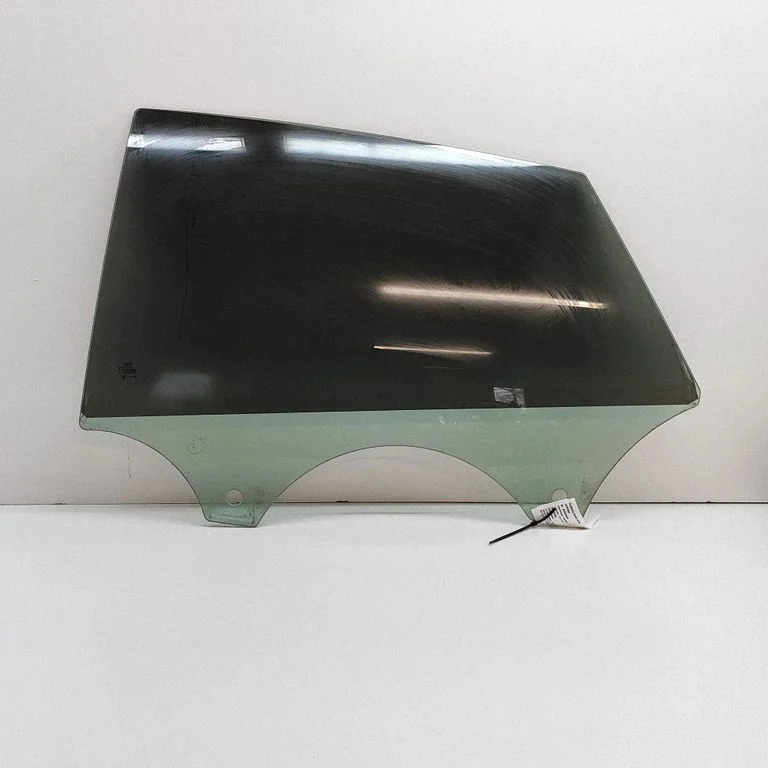 Rear door window glass 43R00082