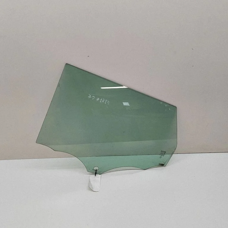 Rear door window glass 43R000055