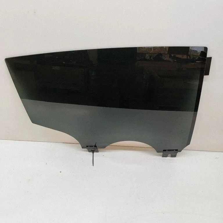 Rear door window glass 43R004553
