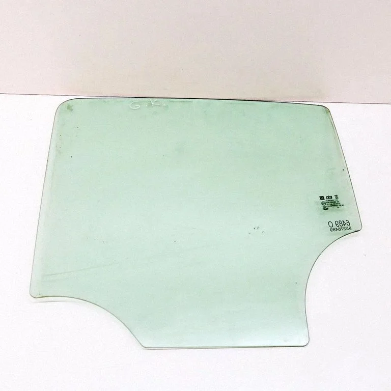 Rear door window glass 95276489